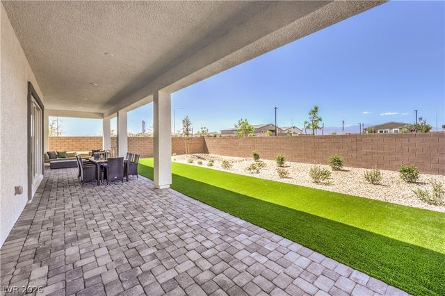 7916 Arial Bay, North Las Vegas, NV 89084