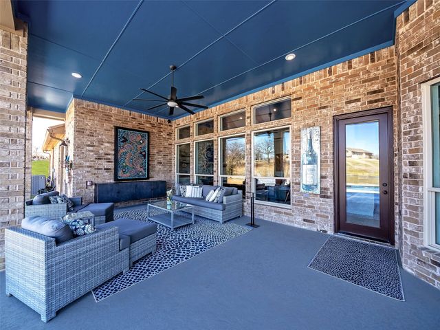 2170 Forest Hill Drive, Cross Roads, TX 76227