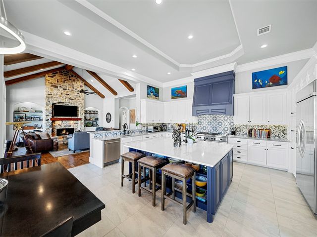 2170 Forest Hill Drive, Cross Roads, TX 76227