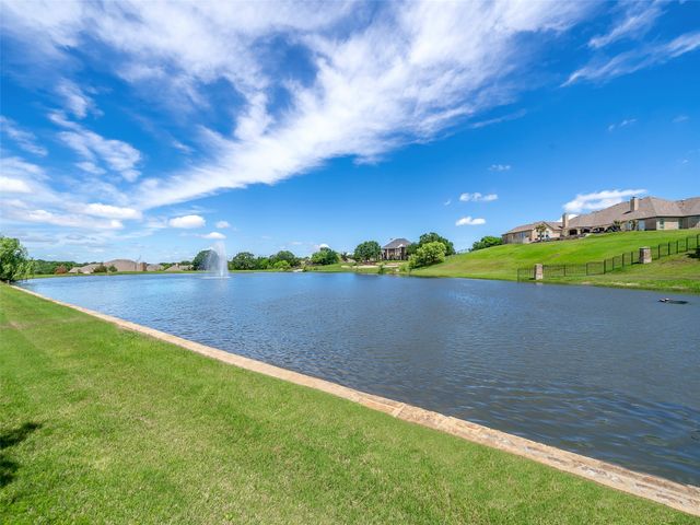 2170 Forest Hill Drive, Cross Roads, TX 76227