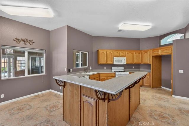 7264 Kuki, Oak Hills, CA 92344