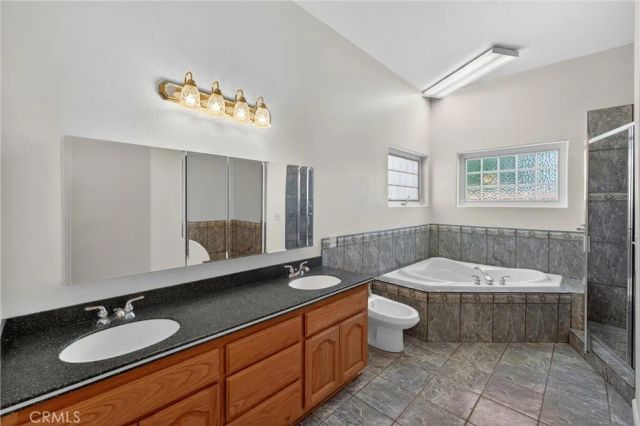 7264 Kuki, Oak Hills, CA 92344