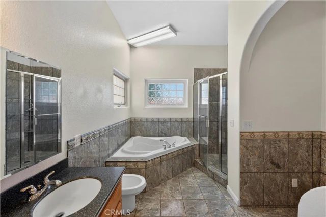 7264 Kuki, Oak Hills, CA 92344