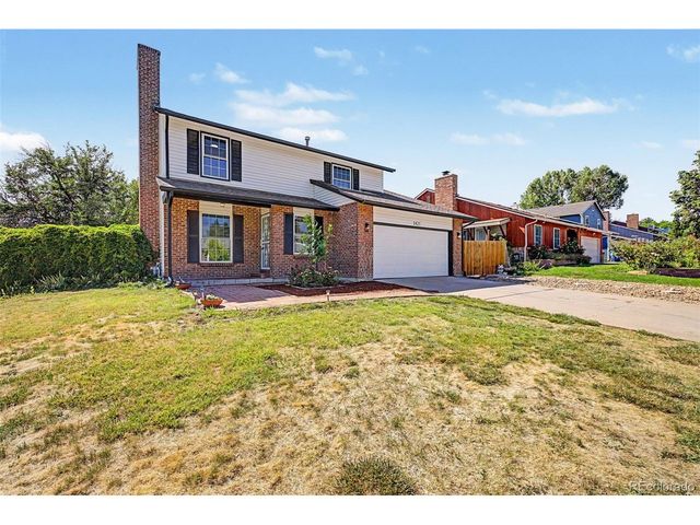 1421 S Chambers Cir, Aurora, CO 80012