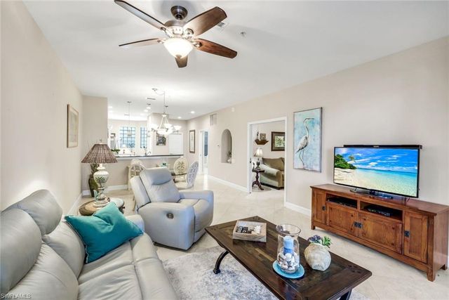 8239 Parkstone PL # 107, Naples, FL 34120