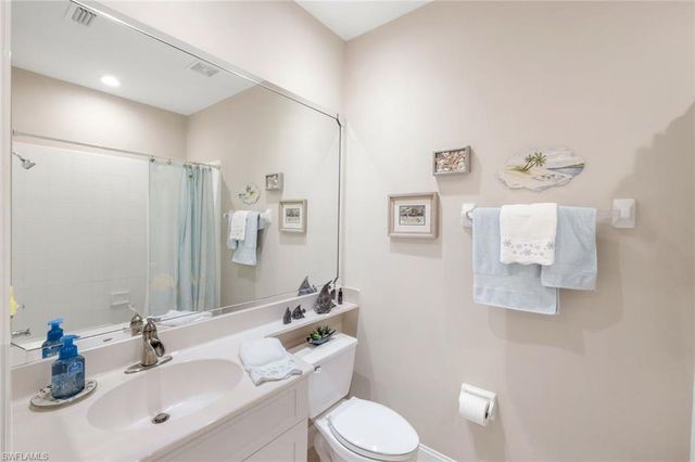 8239 Parkstone PL # 107, Naples, FL 34120