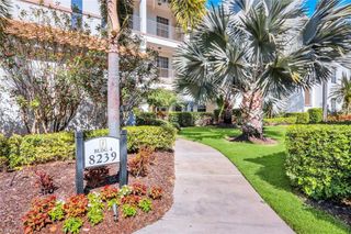 8239 Parkstone PL # 107, Naples, FL 34120