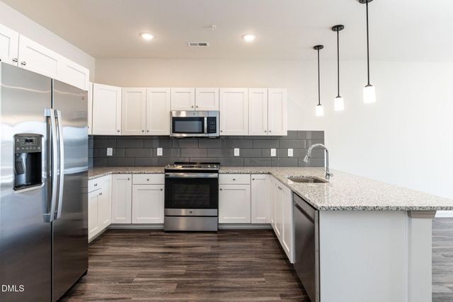 2425 Gathering Square Court, Fuquay Varina, NC 27526