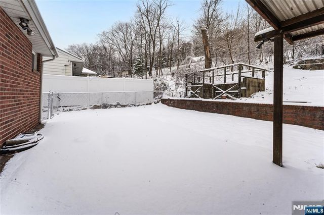 722 Oak Street, Ridgefield, NJ 07657