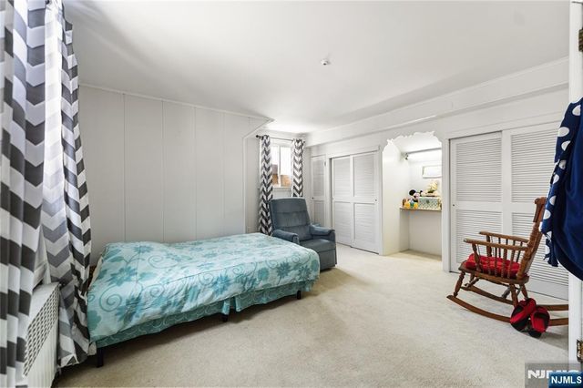 722 Oak Street, Ridgefield, NJ 07657