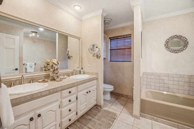 1511 Oak Forest Drive, Graham, TX 76450