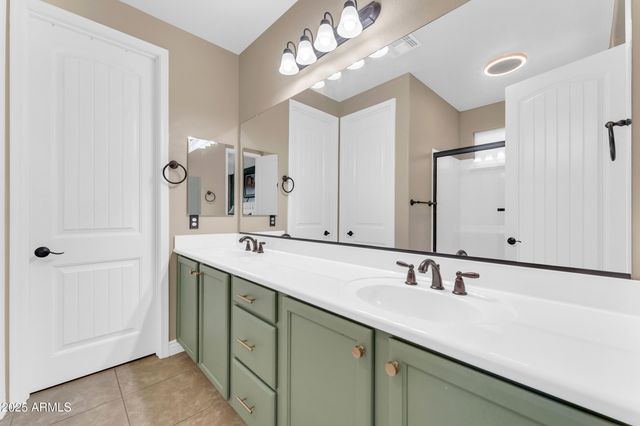 8318 E INGRAM Street, Mesa, AZ 85207