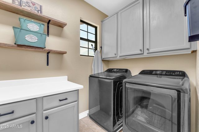 8318 E INGRAM Street, Mesa, AZ 85207