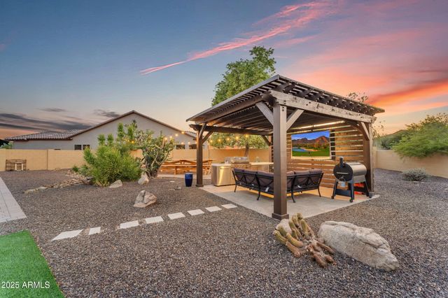 8318 E INGRAM Street, Mesa, AZ 85207