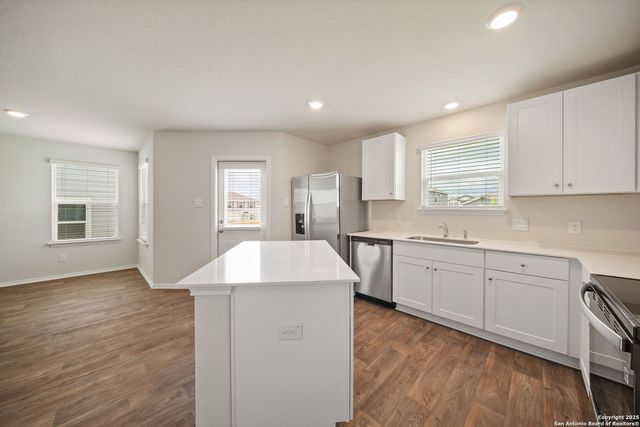 8223 Atlas Rise, San Antonio, TX 78252