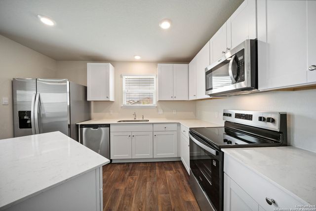 8223 Atlas Rise, San Antonio, TX 78252