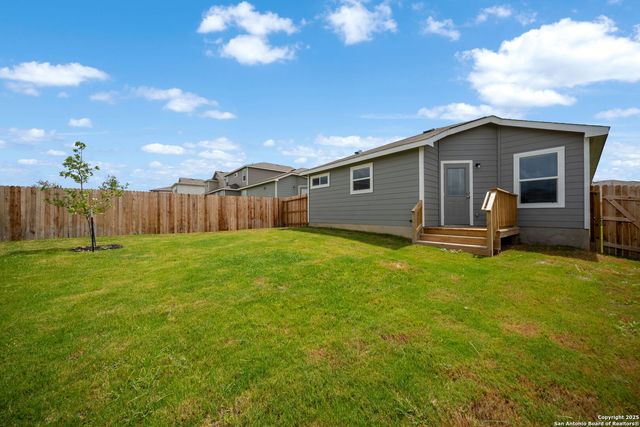 8223 Atlas Rise, San Antonio, TX 78252