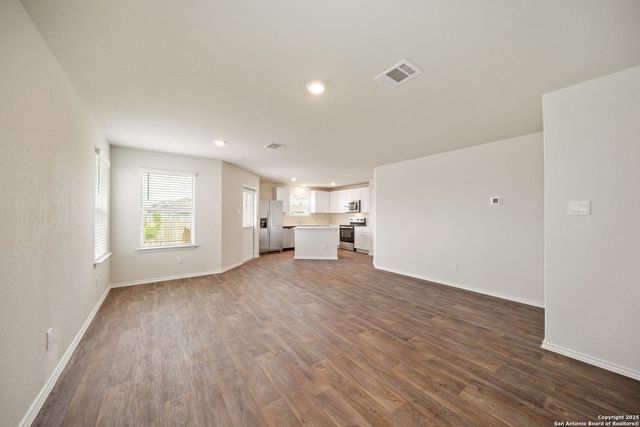 8223 Atlas Rise, San Antonio, TX 78252