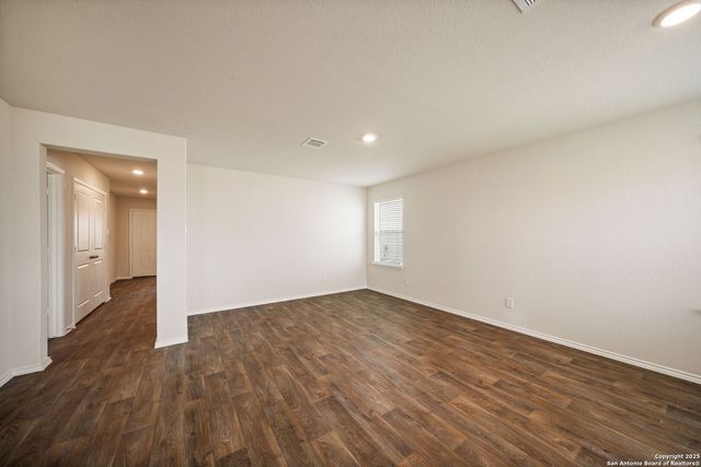 8223 Atlas Rise, San Antonio, TX 78252