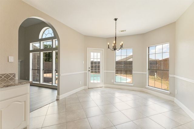 5385 Lake Chelen Drive, Fort Worth, TX 76137