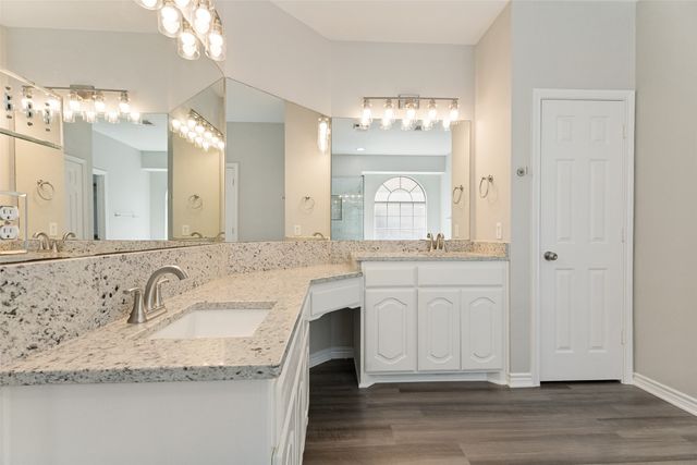 5385 Lake Chelen Drive, Fort Worth, TX 76137