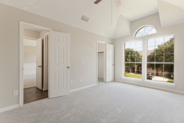 5385 Lake Chelen Drive, Fort Worth, TX 76137