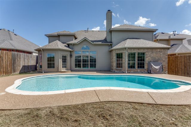 5385 Lake Chelen Drive, Fort Worth, TX 76137
