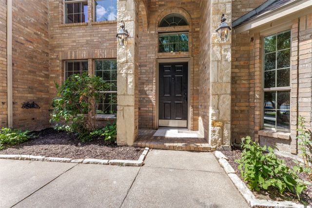 5385 Lake Chelen Drive, Fort Worth, TX 76137