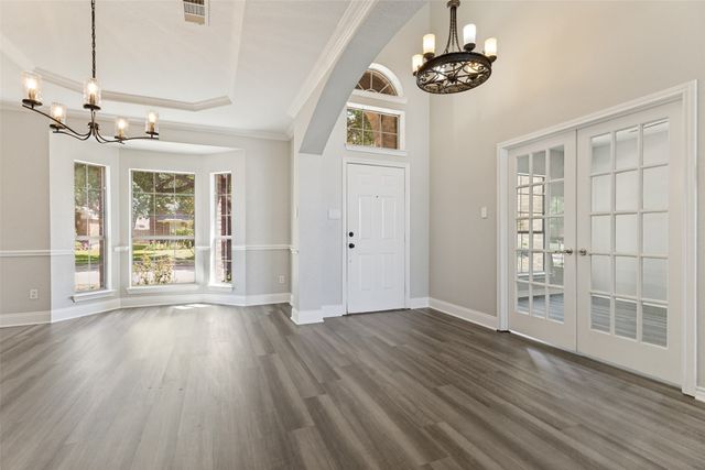 5385 Lake Chelen Drive, Fort Worth, TX 76137