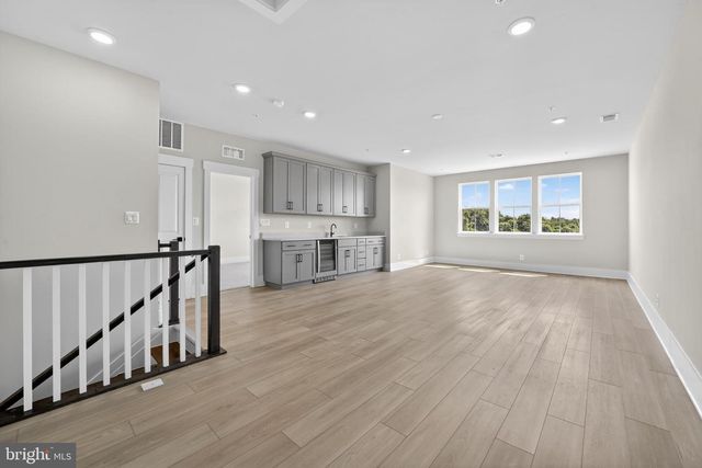 3704 ELIZABETH RIVER DR, Upper Marlboro, MD 20772