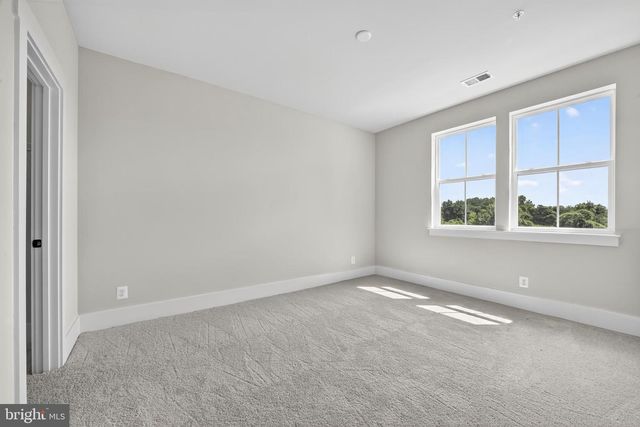 3704 ELIZABETH RIVER DR, Upper Marlboro, MD 20772