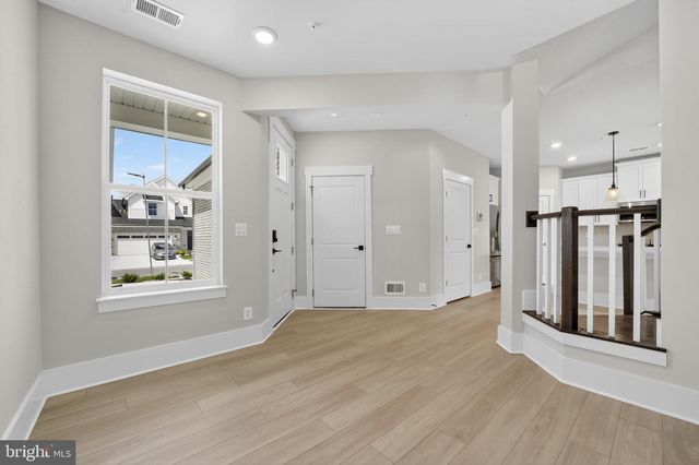 3704 ELIZABETH RIVER DR, Upper Marlboro, MD 20772