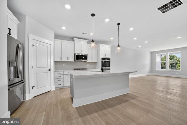 3704 ELIZABETH RIVER DR, Upper Marlboro, MD 20772