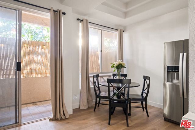 4943 Rosewood Avenue 104, Los Angeles, CA 90004