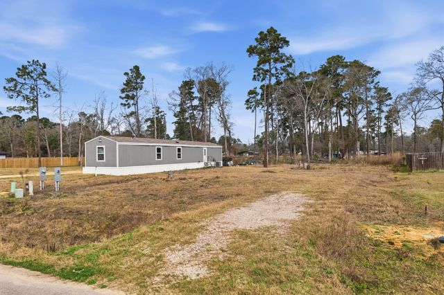 16339 Crockett Martin Estates Drive, Conroe, TX 77306