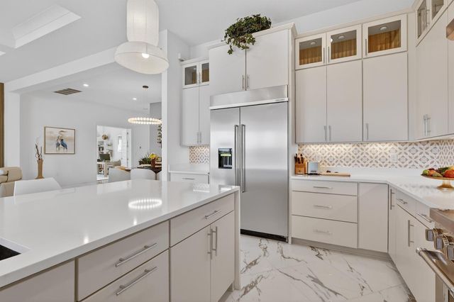 20160 SE Bridgewater Drive, Jupiter, FL 33458