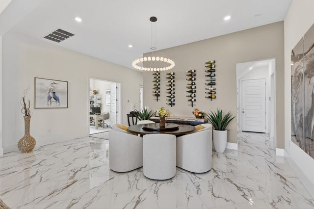 20160 SE Bridgewater Drive, Jupiter, FL 33458