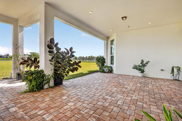 20160 SE Bridgewater Drive, Jupiter, FL 33458