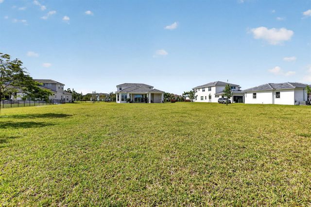 20160 SE Bridgewater Drive, Jupiter, FL 33458