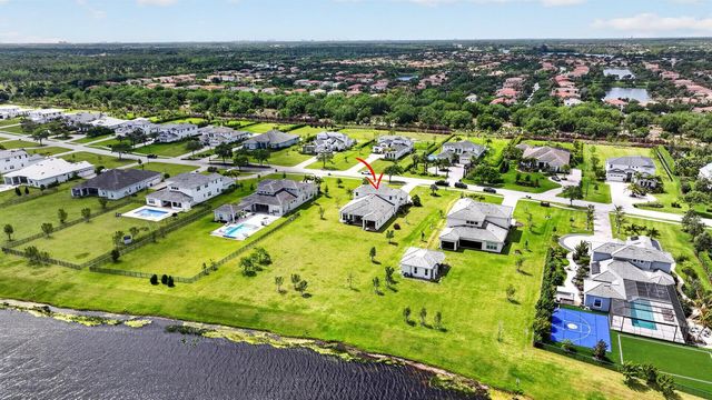 20160 SE Bridgewater Drive, Jupiter, FL 33458