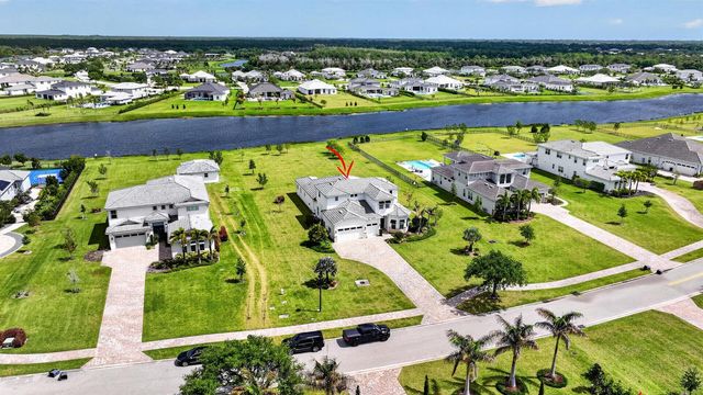 20160 SE Bridgewater Drive, Jupiter, FL 33458