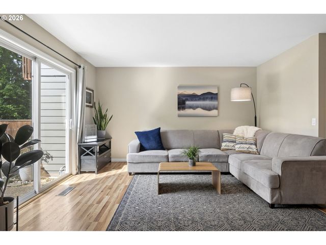 10900 Sw 76TH Pl, Tigard, OR 97223