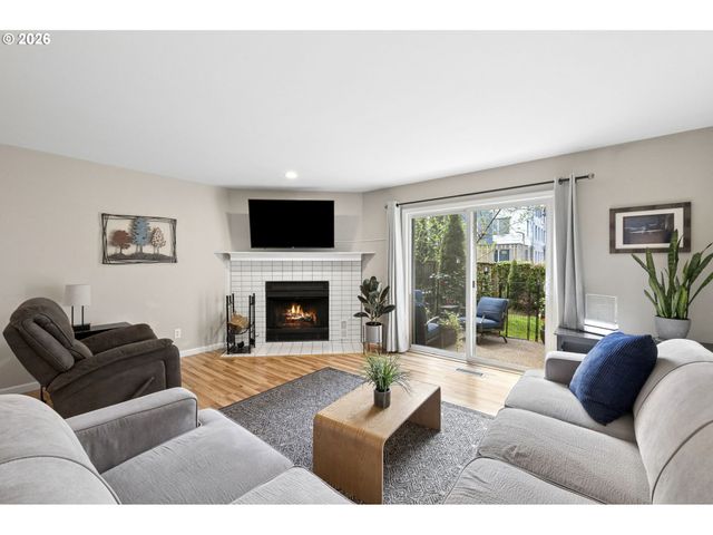 10900 Sw 76TH Pl, Tigard, OR 97223