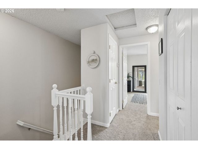 10900 Sw 76TH Pl, Tigard, OR 97223