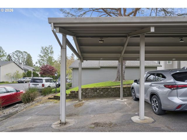 10900 Sw 76TH Pl, Tigard, OR 97223