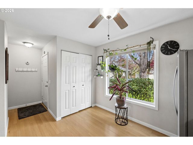 10900 Sw 76TH Pl, Tigard, OR 97223