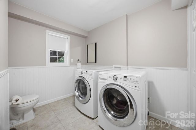 2340 24th Avenue NE, Hickory, NC 28601
