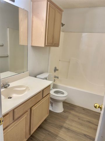 1046 Palomino Drive, Little Elm, TX 75068