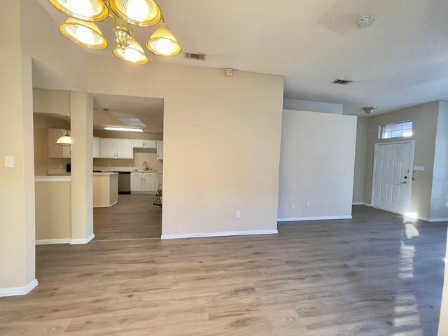 1046 Palomino Drive, Little Elm, TX 75068