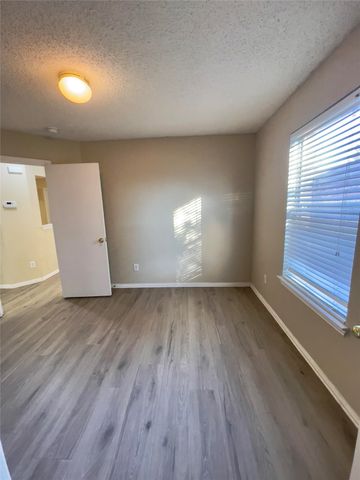 1046 Palomino Drive, Little Elm, TX 75068